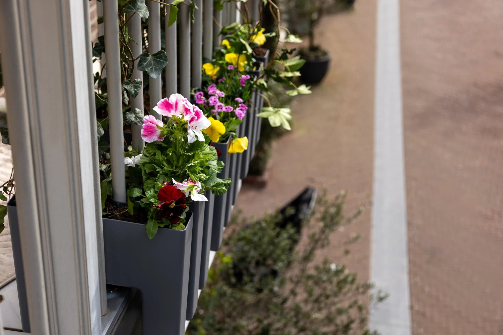 GreenUp Balkon Plantenbak - Antraciet - plantenbak voor een groen balkon Vercony